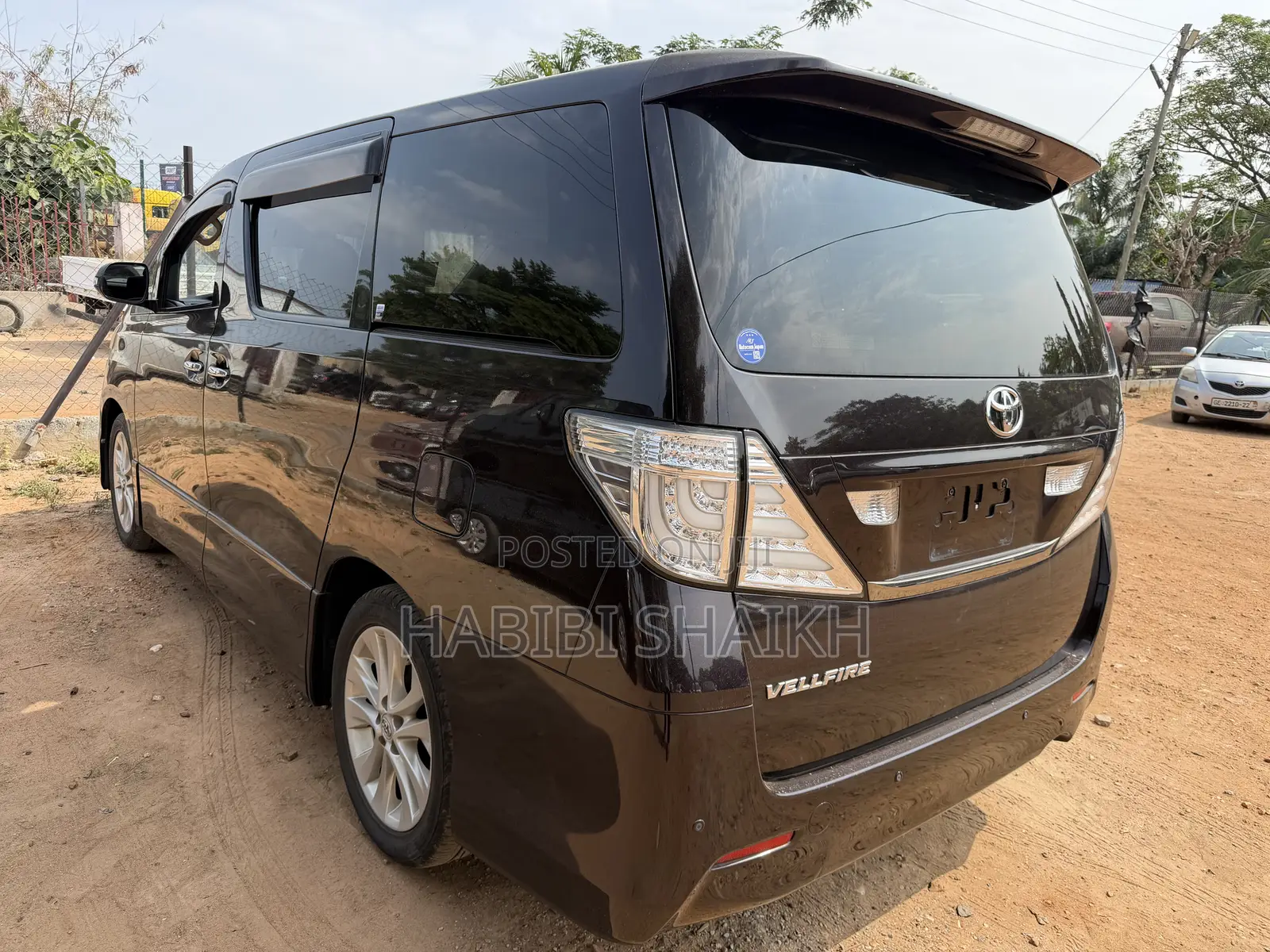 Toyota Vellfire V 2.4 FWD 7-Seater 2010 Purple