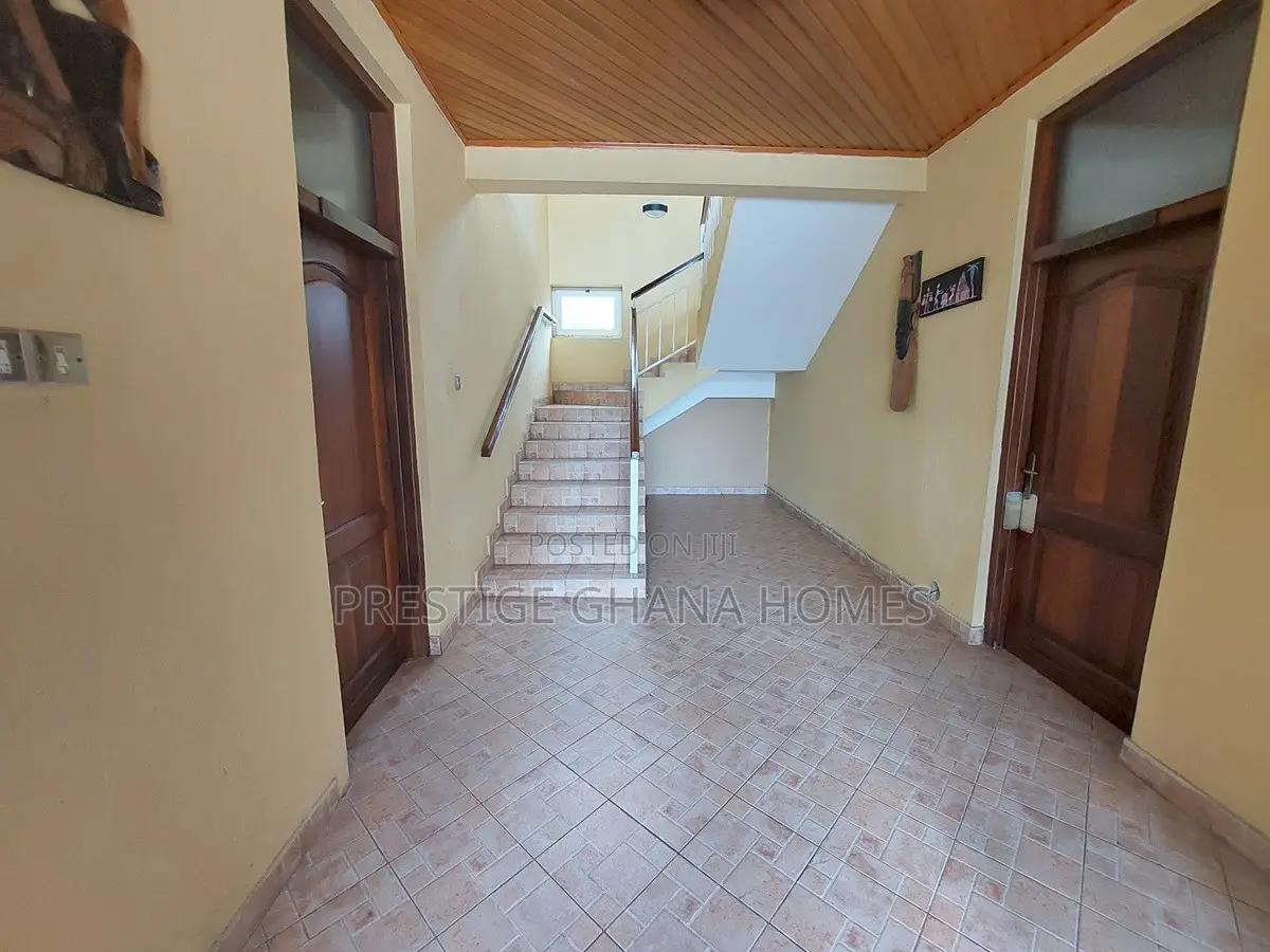 Furnished 2 Bedroom Apartment for Rent at Dzorwulu