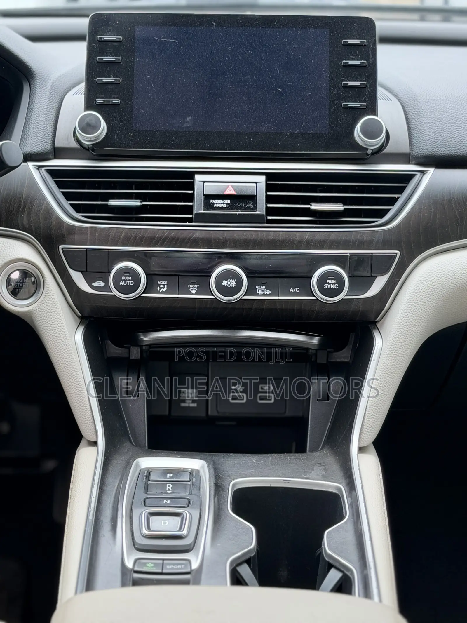 Honda Accord Touring 2.0T 2021 White