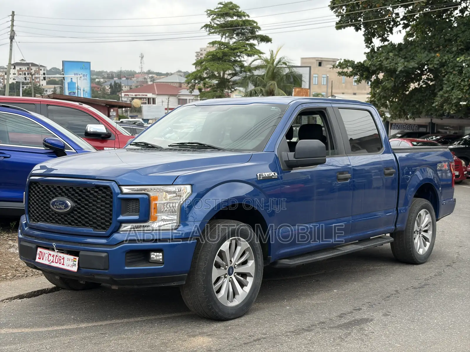 Ford F-150 XL 4x4 Regular Cab Styleside 8 ft. box 141 in. WB 2018 Blue
