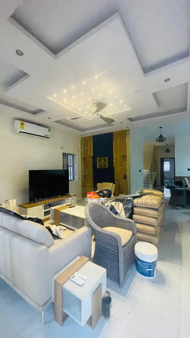 Furnished 4bdrm Duplex in Hastso Westland, Antis for rent