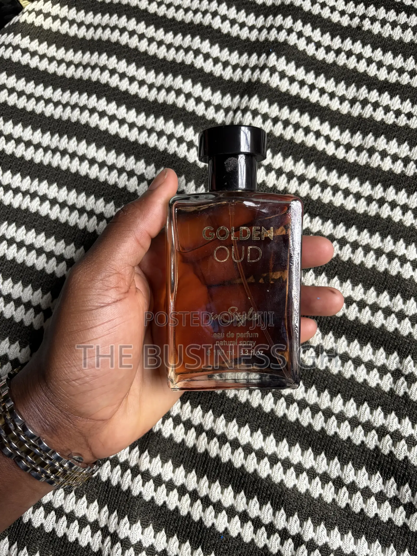 Golden Oud Perfume