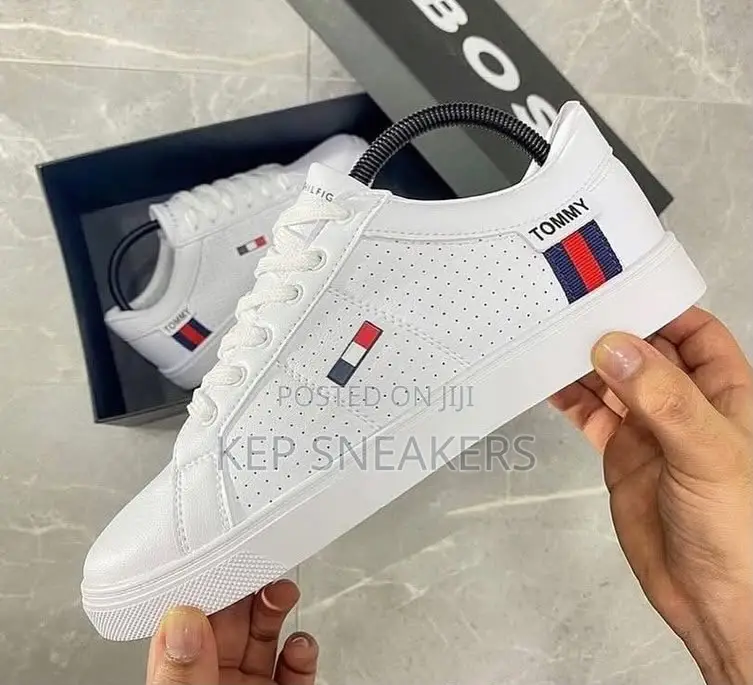 D Tommy Hilfiger Low White Perforated Casual