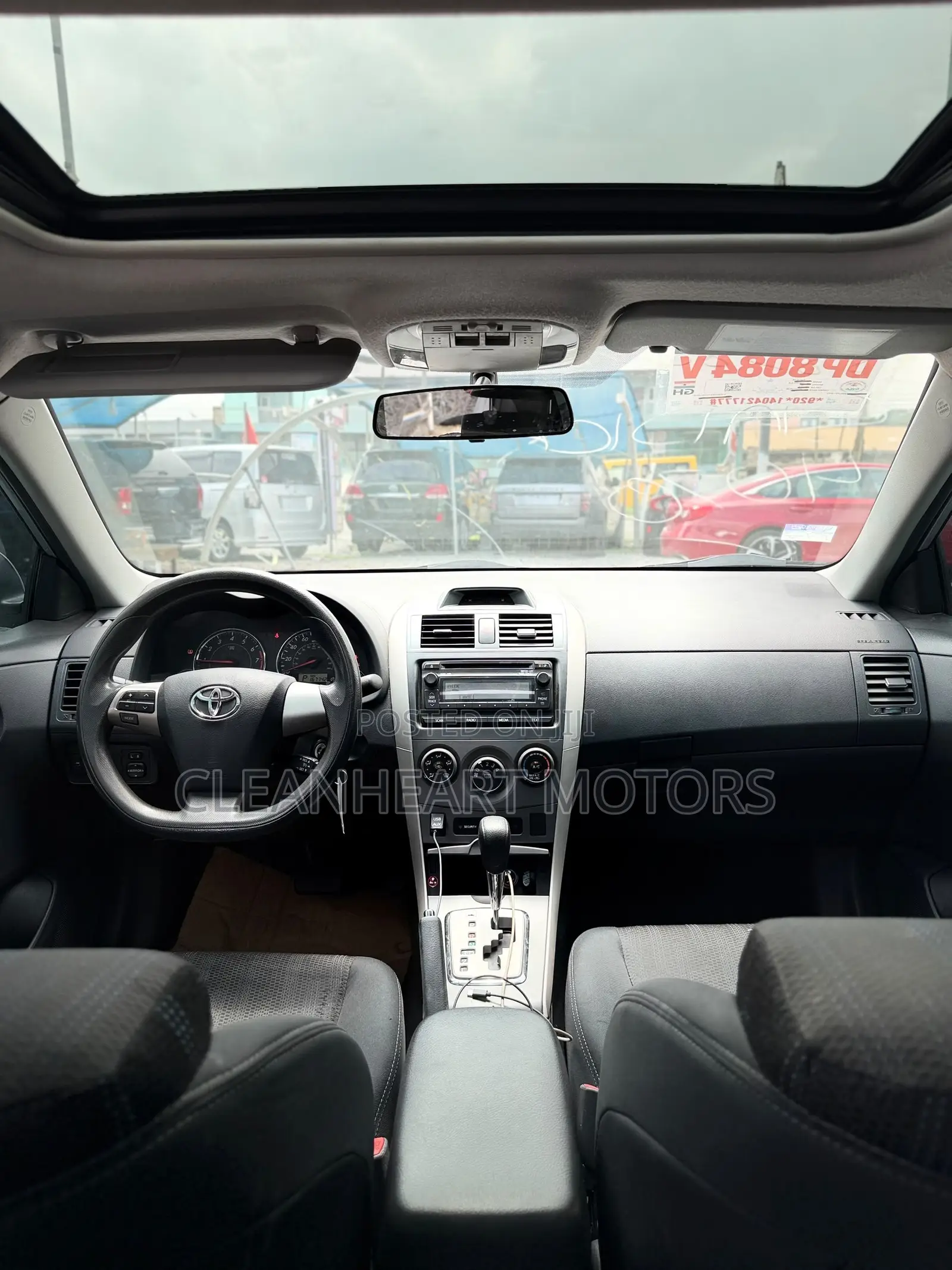 Toyota Corolla S 5-Speed 2013 Silver