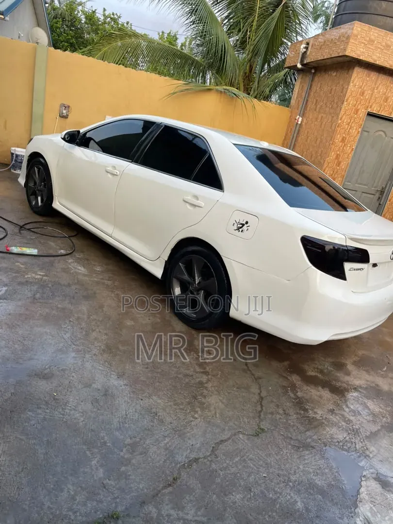 Toyota Camry 2013 White