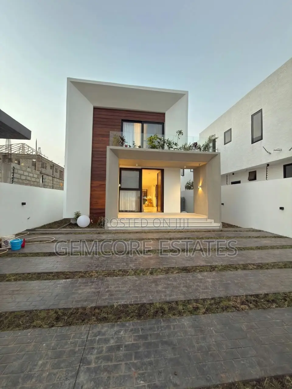 4bdrm House in East Legon Hills, Ashaley Botwe for sale