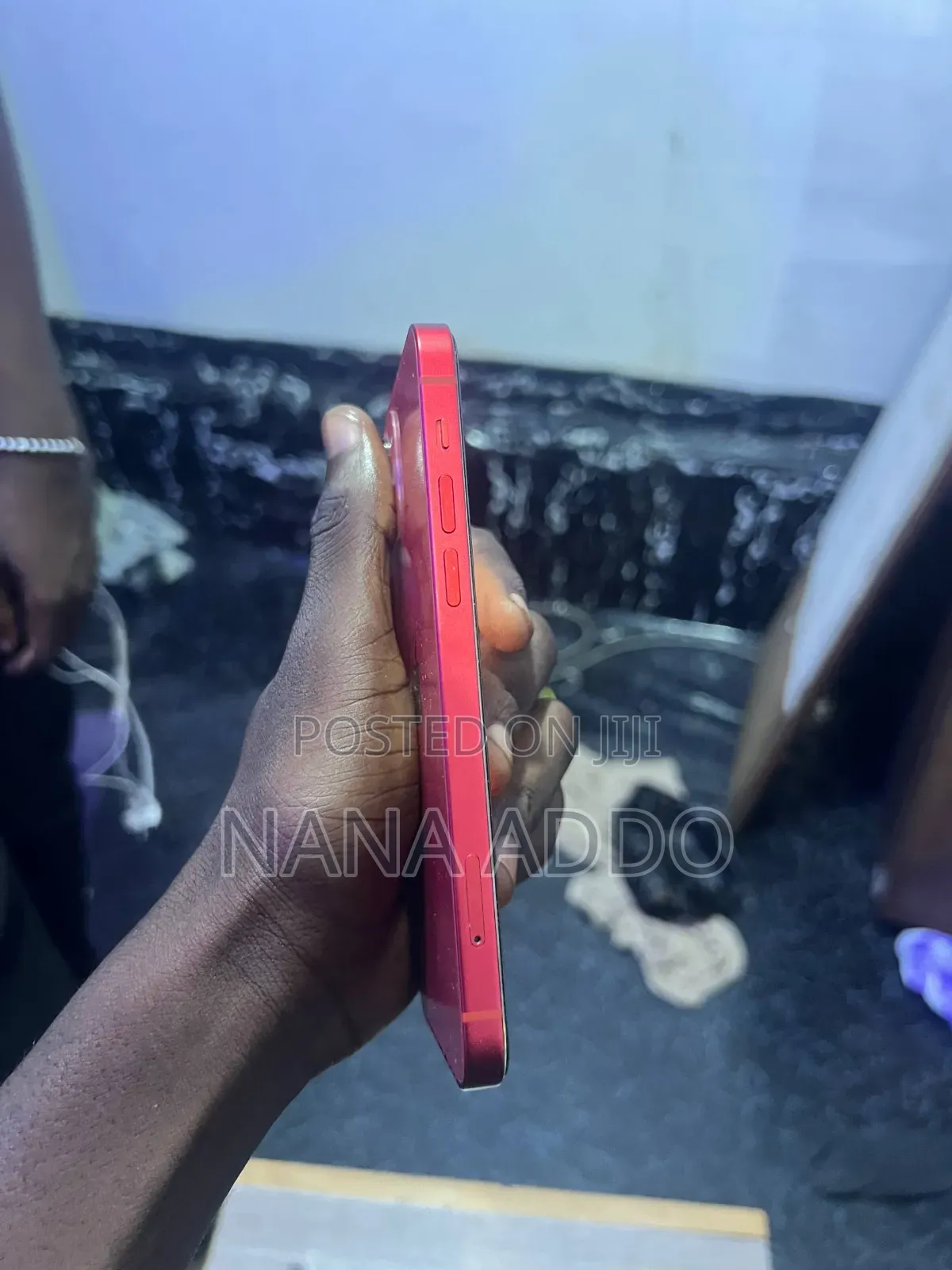 Apple iPhone 12 64 GB Red