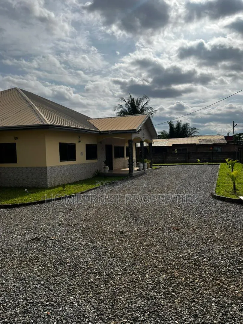 5bdrm House in Malejor for rent