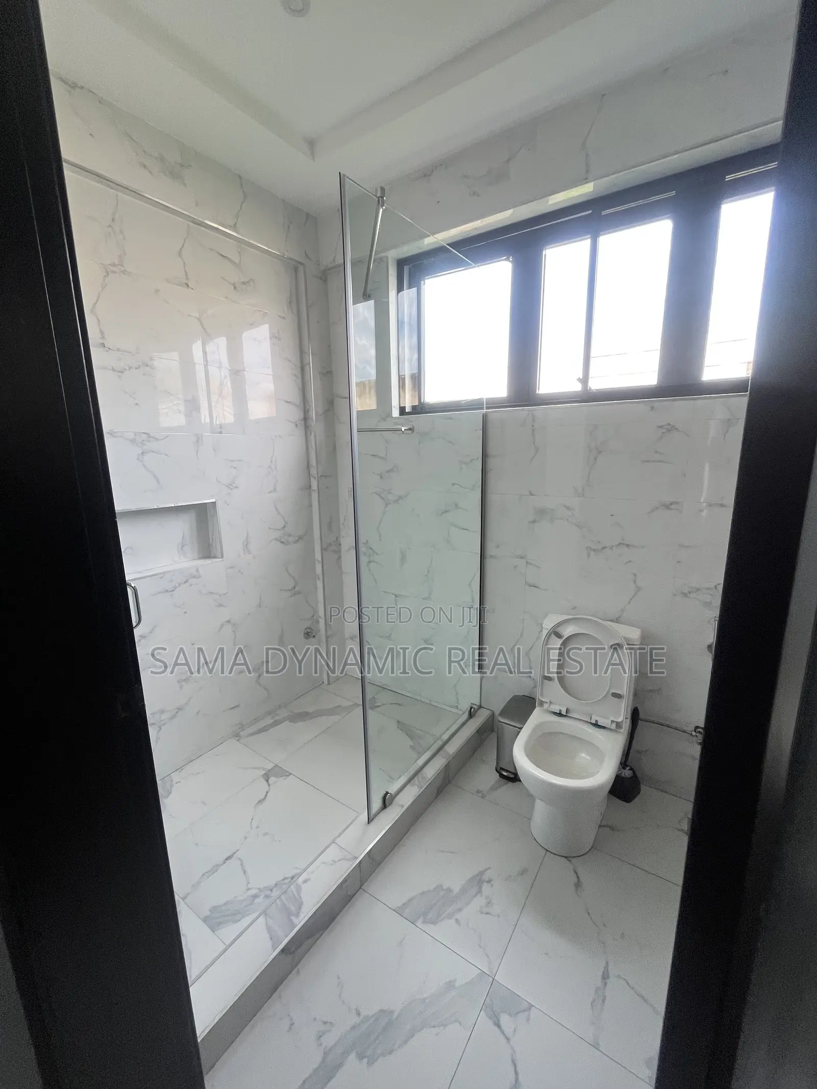 Furnished 4bdrm Townhouse / Terrace in Tseaddo for rent