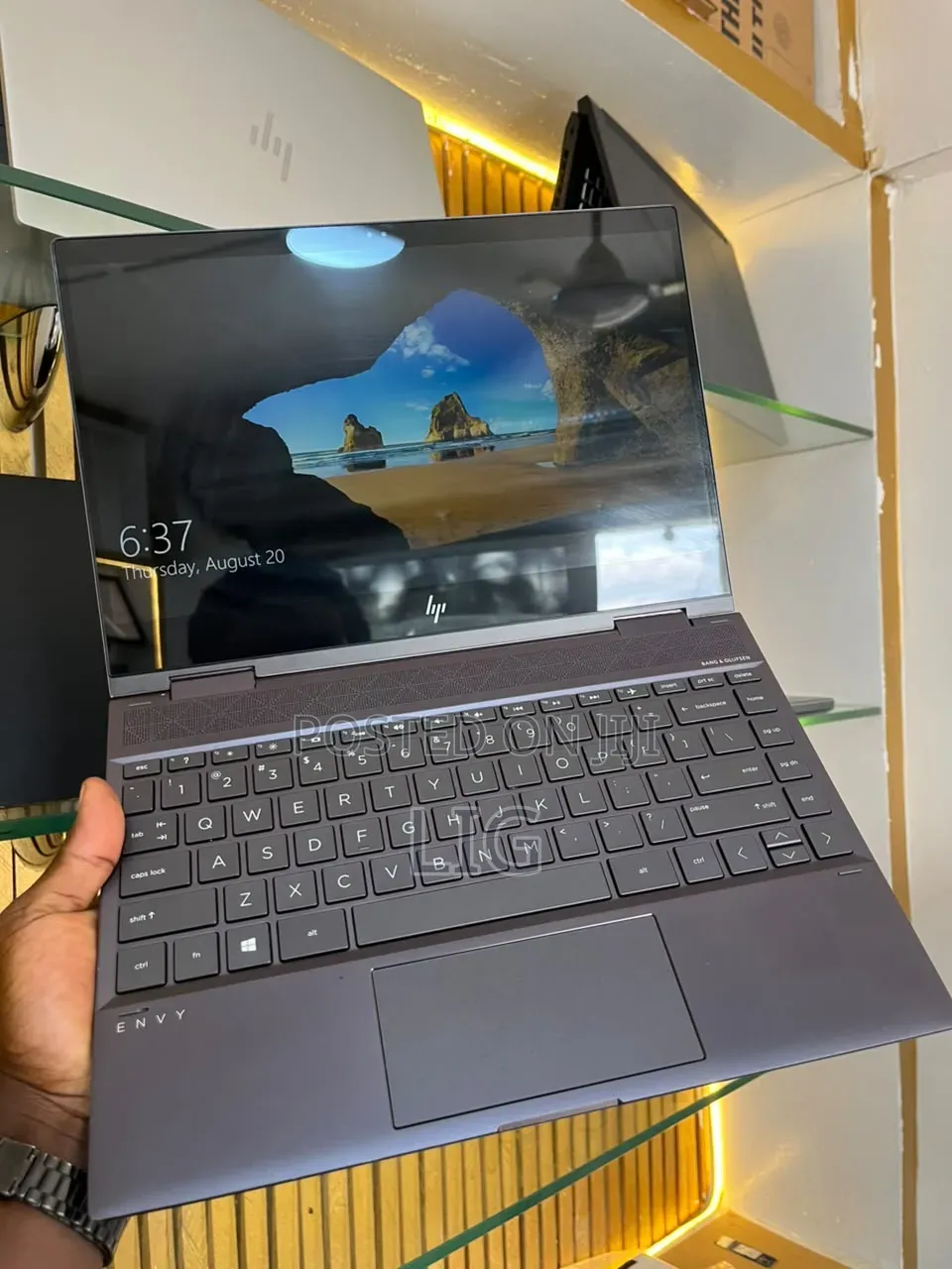 Laptop HP Envy 13 8GB AMD Ryzen 5 SSD 256GB