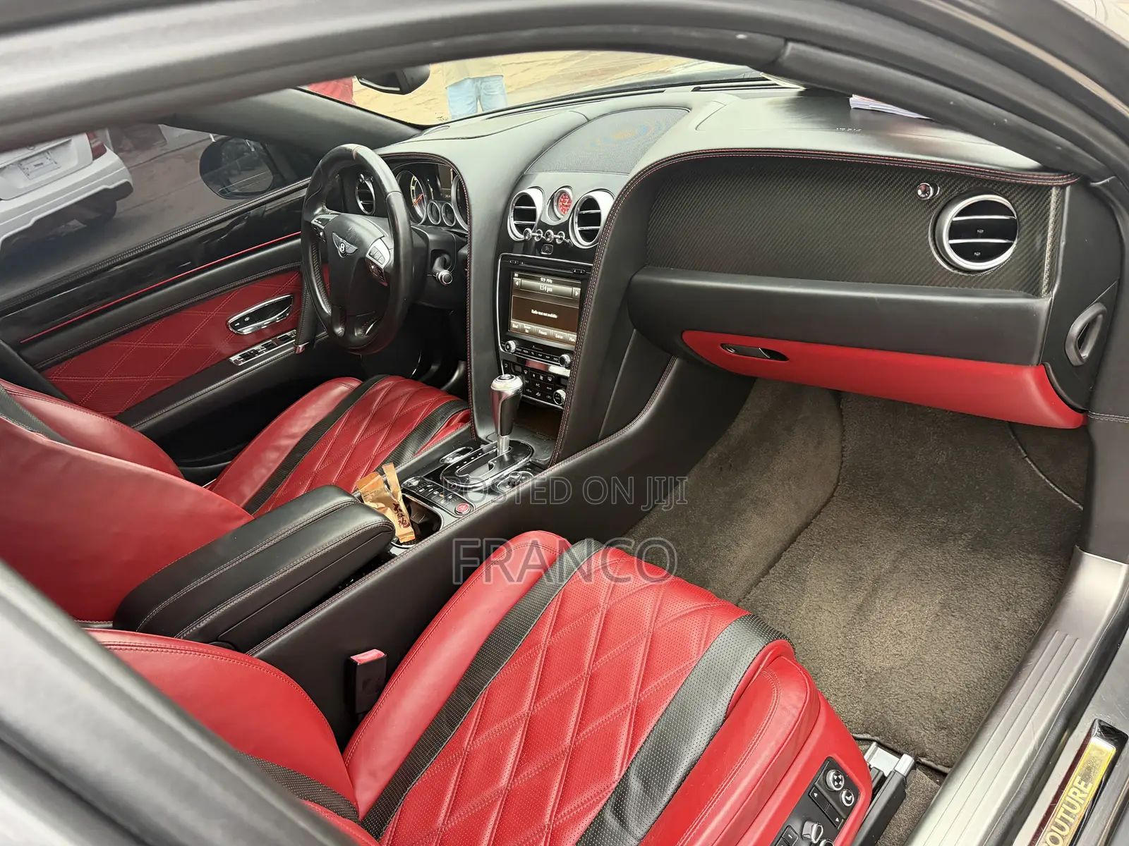 Bentley Flying Spur V8 2019 Gray
