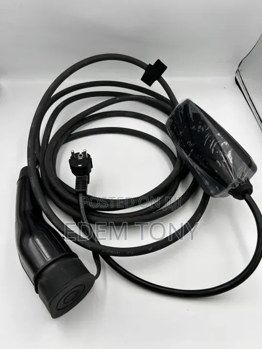 Evjuicion 3.68 kW Type 2 (Male):Portable EV Charger Smart App Control