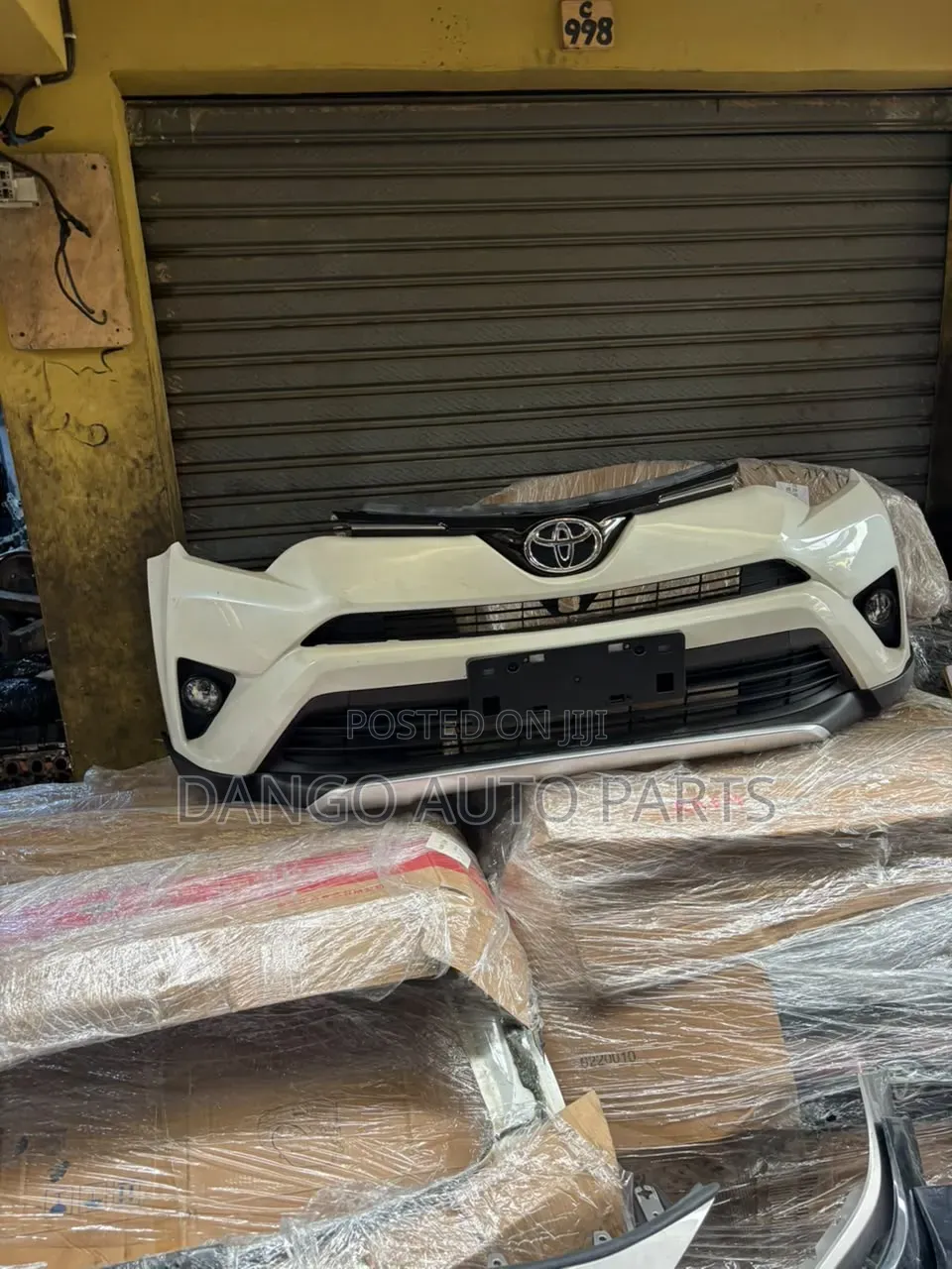 Toyota Rav4 2016-2018 Front Bumper Complete