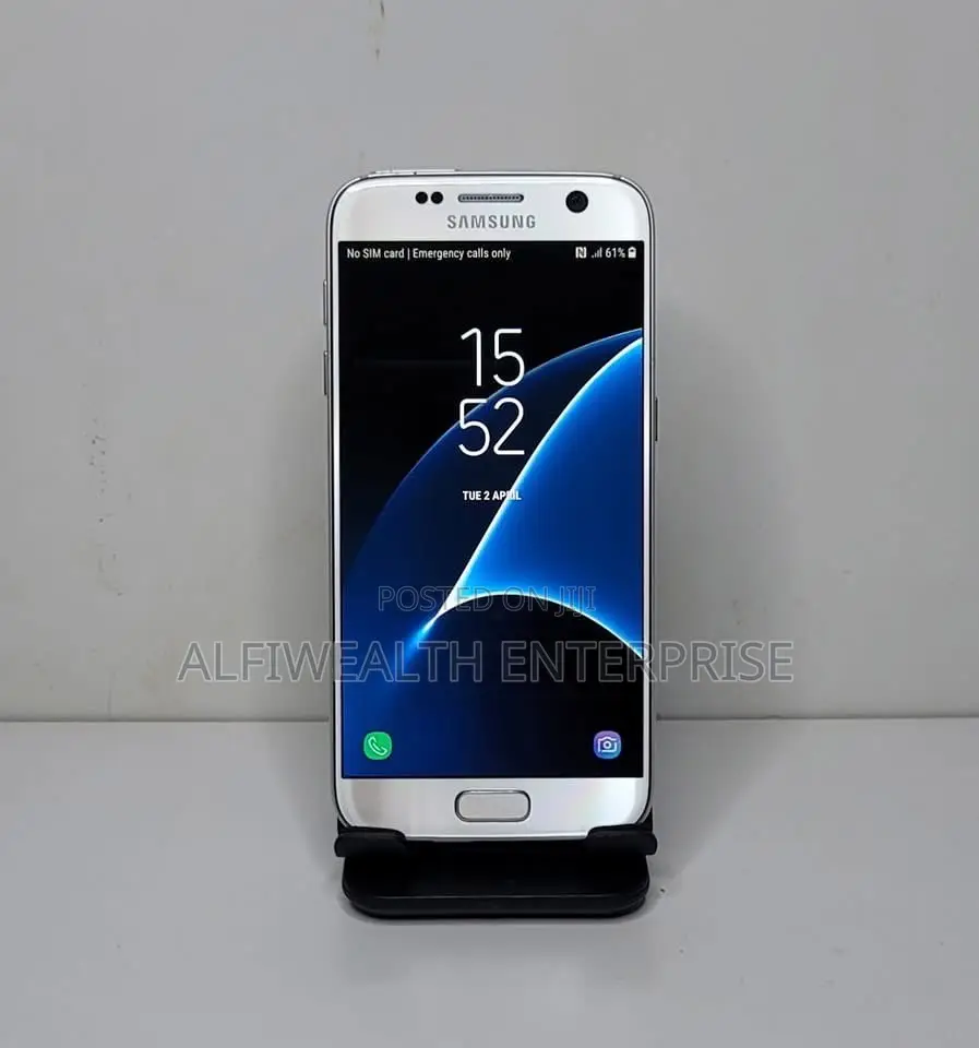 New Samsung Galaxy S7 32 GB White