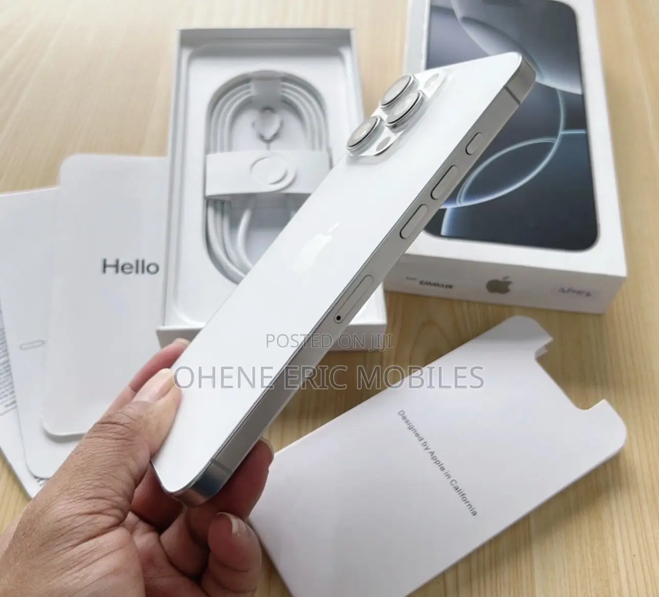 New Apple iPhone 16 Pro Max 1 TB Silver