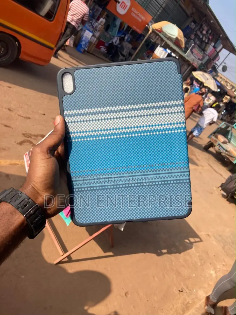 Premium iPad Case