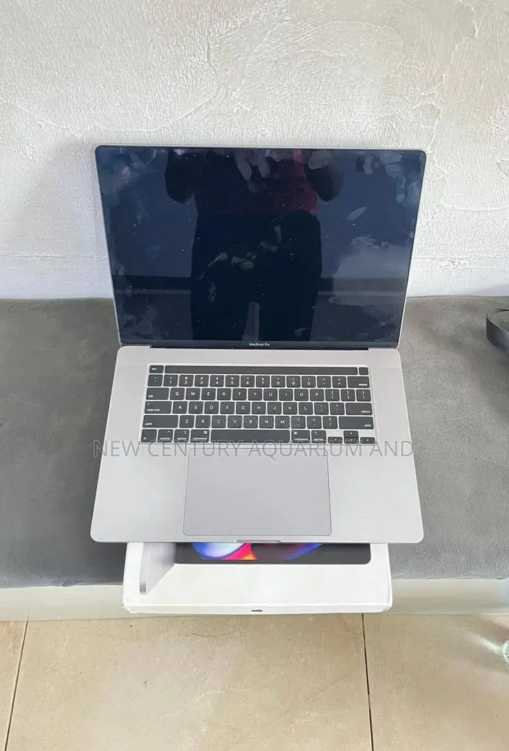 Laptop Apple MacBook Pro 2019 16GB Intel Core i9 SSD 1T