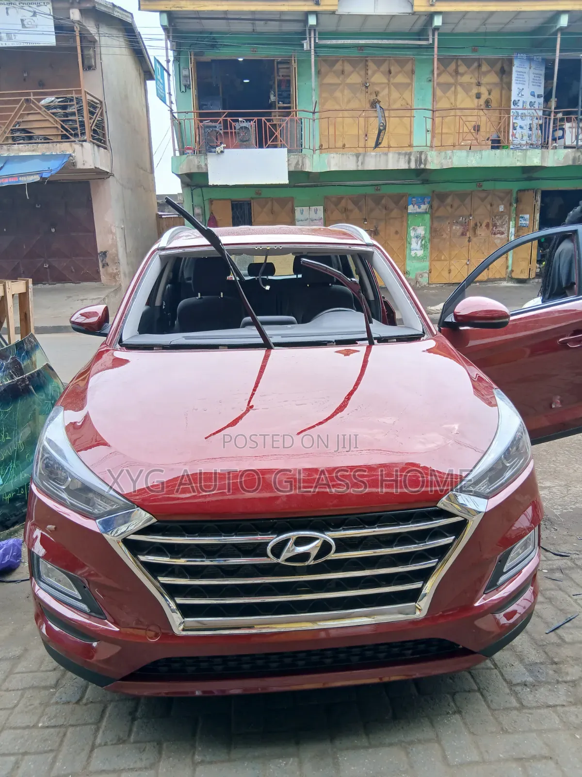 Tucson 2016,2017, to 2021 Windscreen (Camera Type)