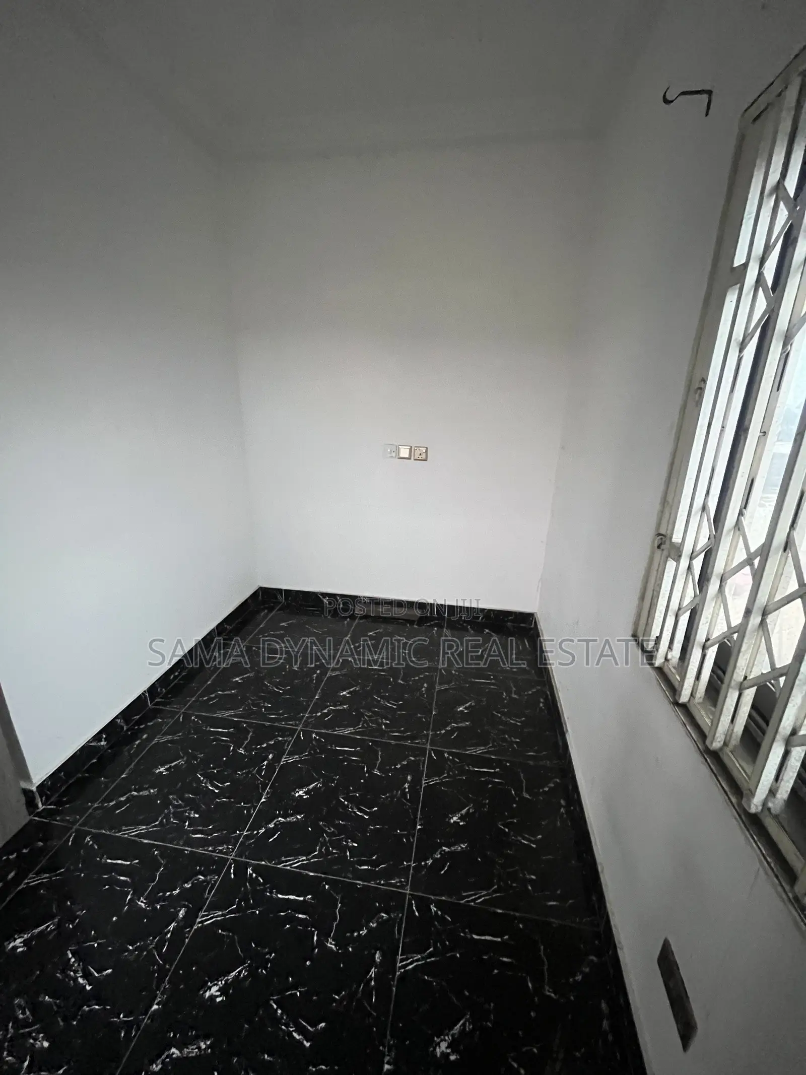 1bdrm House in La Police Station, Labadi for rent