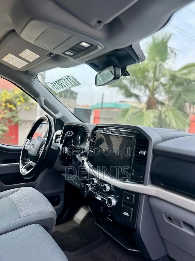 Ford F-150 XLT 2021 White