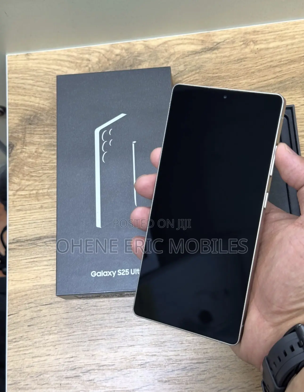 New Samsung Galaxy S25 Ultra 1 TB Gold