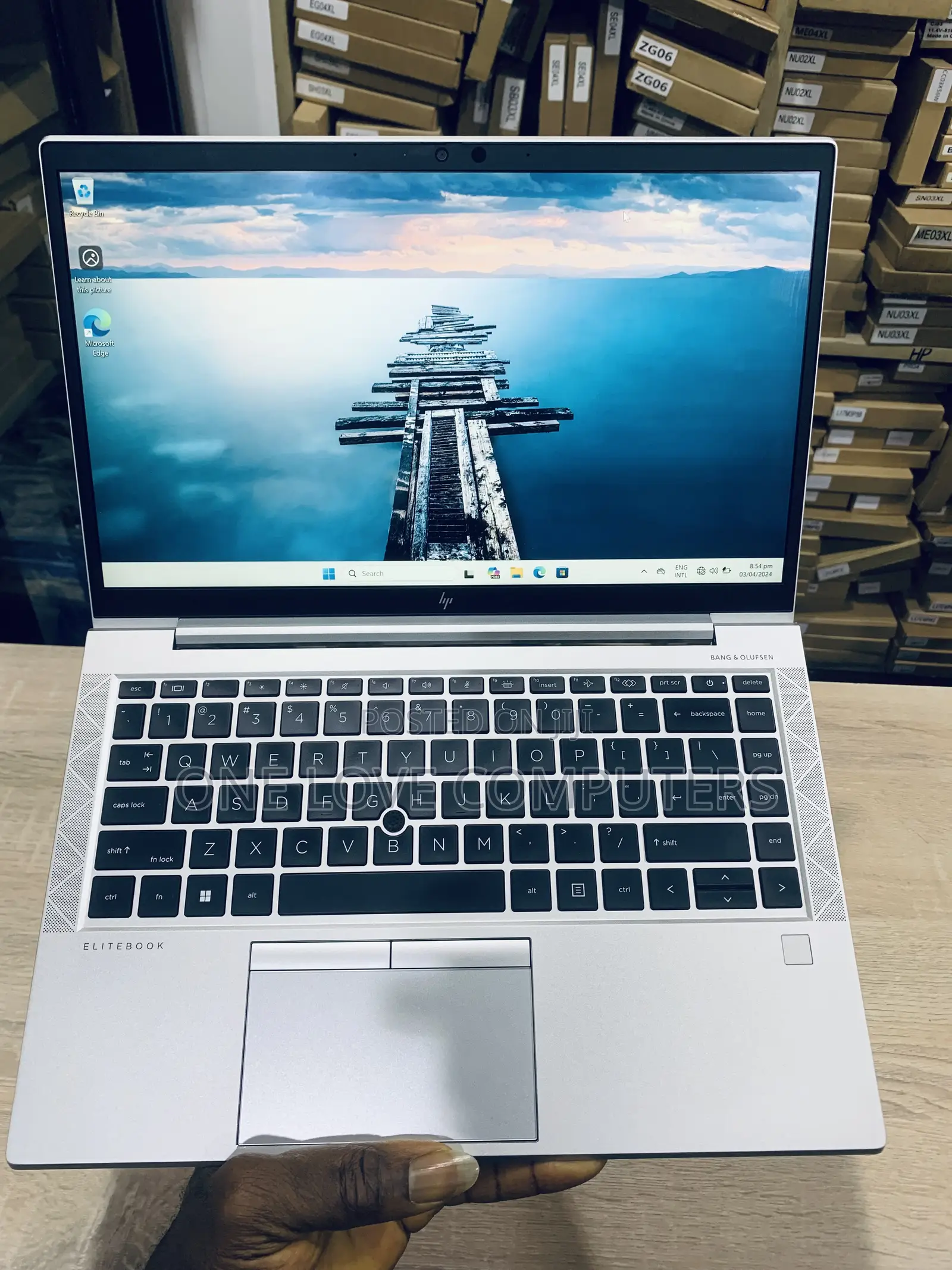 Laptop HP EliteBook 845 G8 16GB AMD Ryzen 5 SSD 256GB