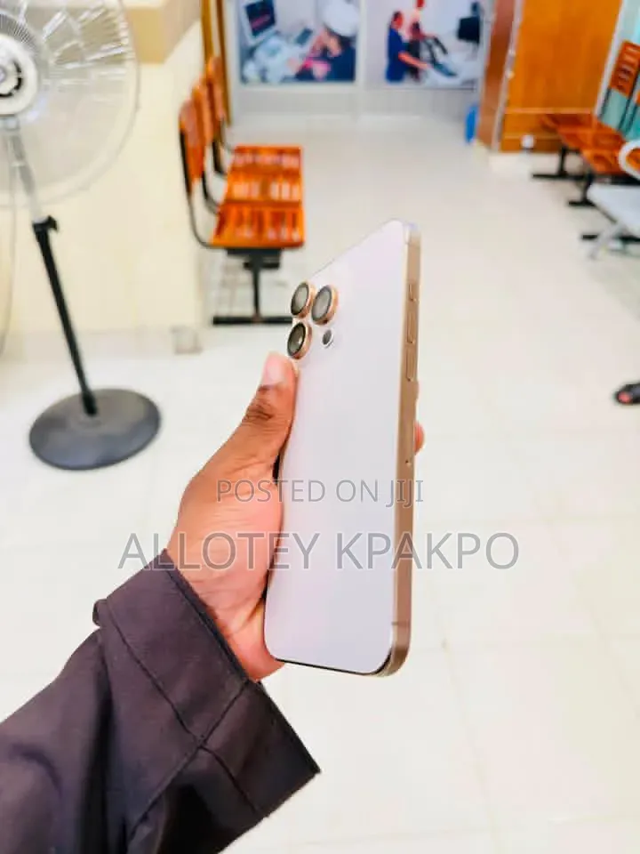 Apple iPhone 16 Pro Max 256 GB Gold