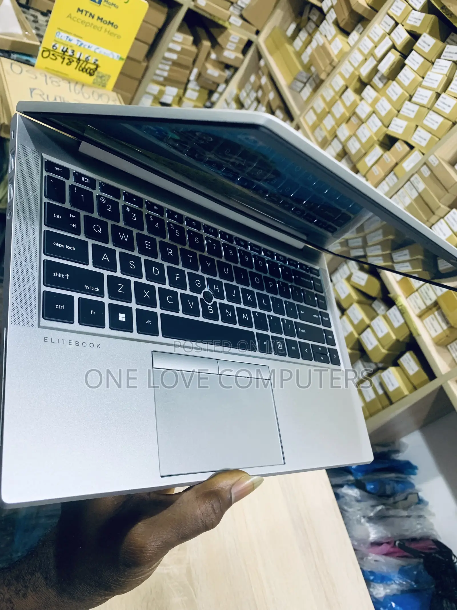 Laptop HP EliteBook 845 G8 16GB AMD Ryzen 5 SSD 256GB