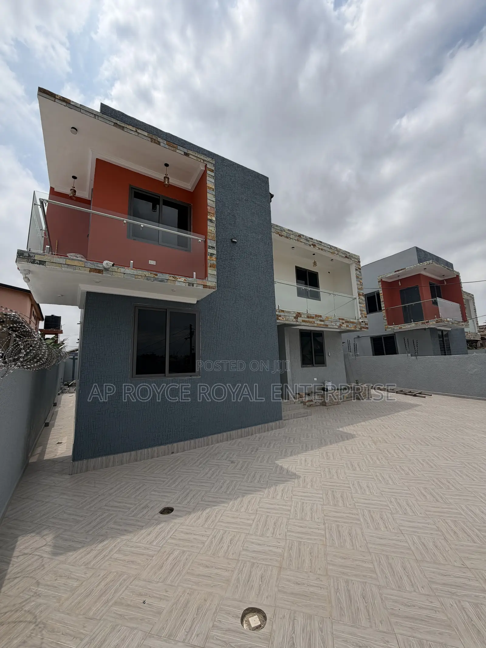 Furnished 5bdrm House in Kumasi Metropolitan for sale