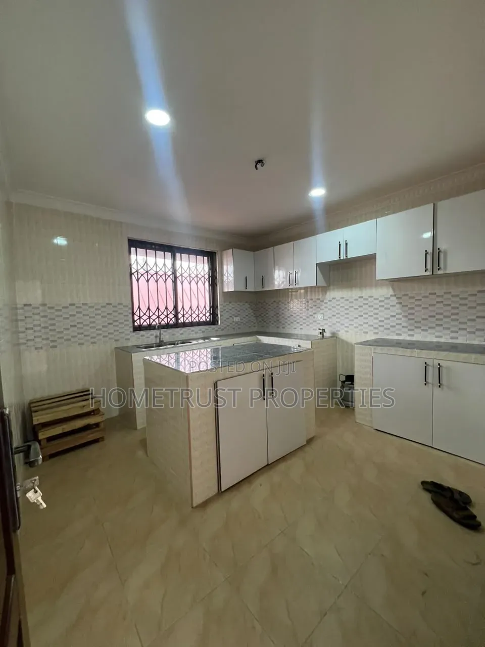 2bdrm Apartment in Dzorwulu for rent