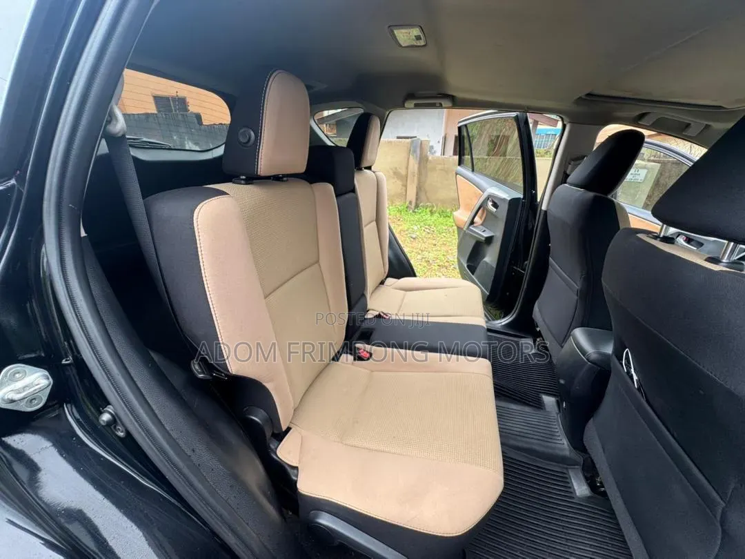 Toyota RAV4 2017 Black