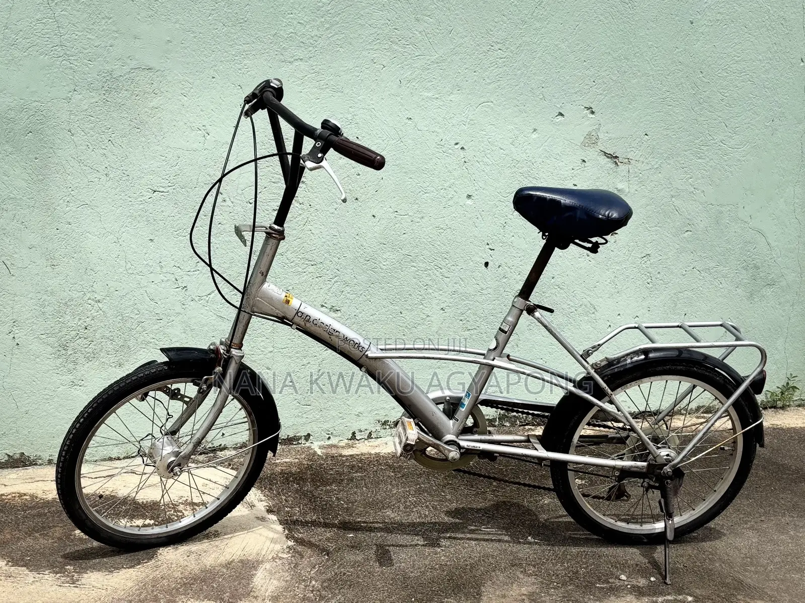 Fast Selling: Silver Utility Bicycle