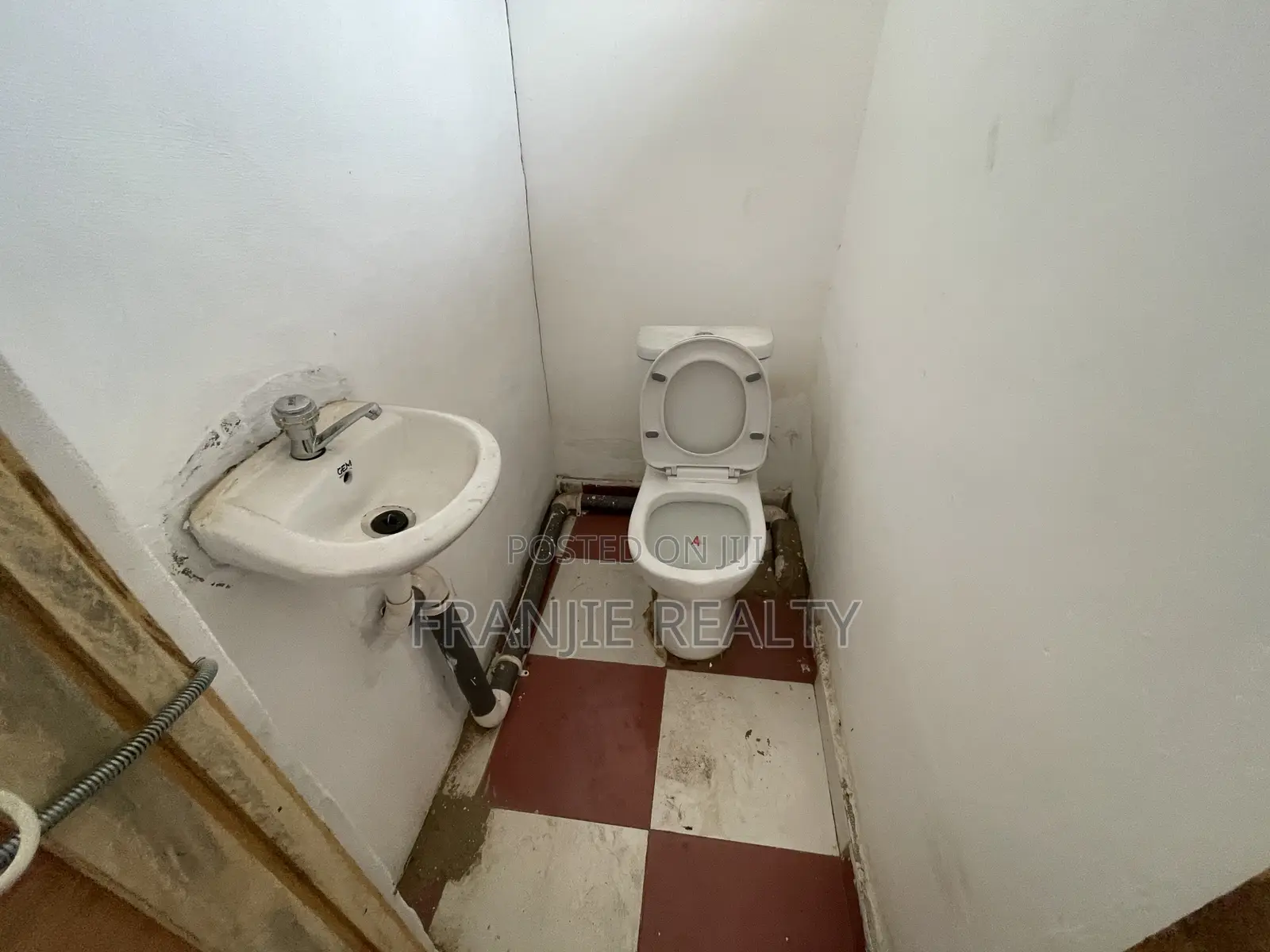 Store for Rent at Kasoa