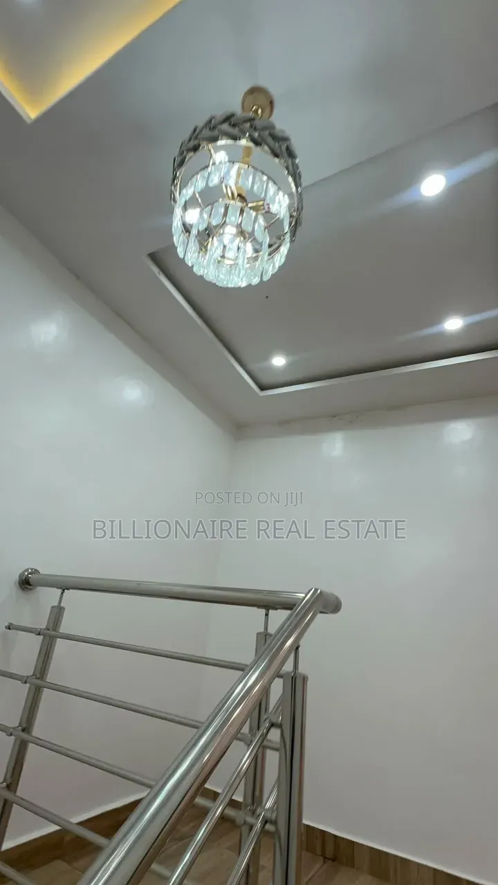 4bdrm Duplex in Parkoso, Kumasi Metropolitan for sale