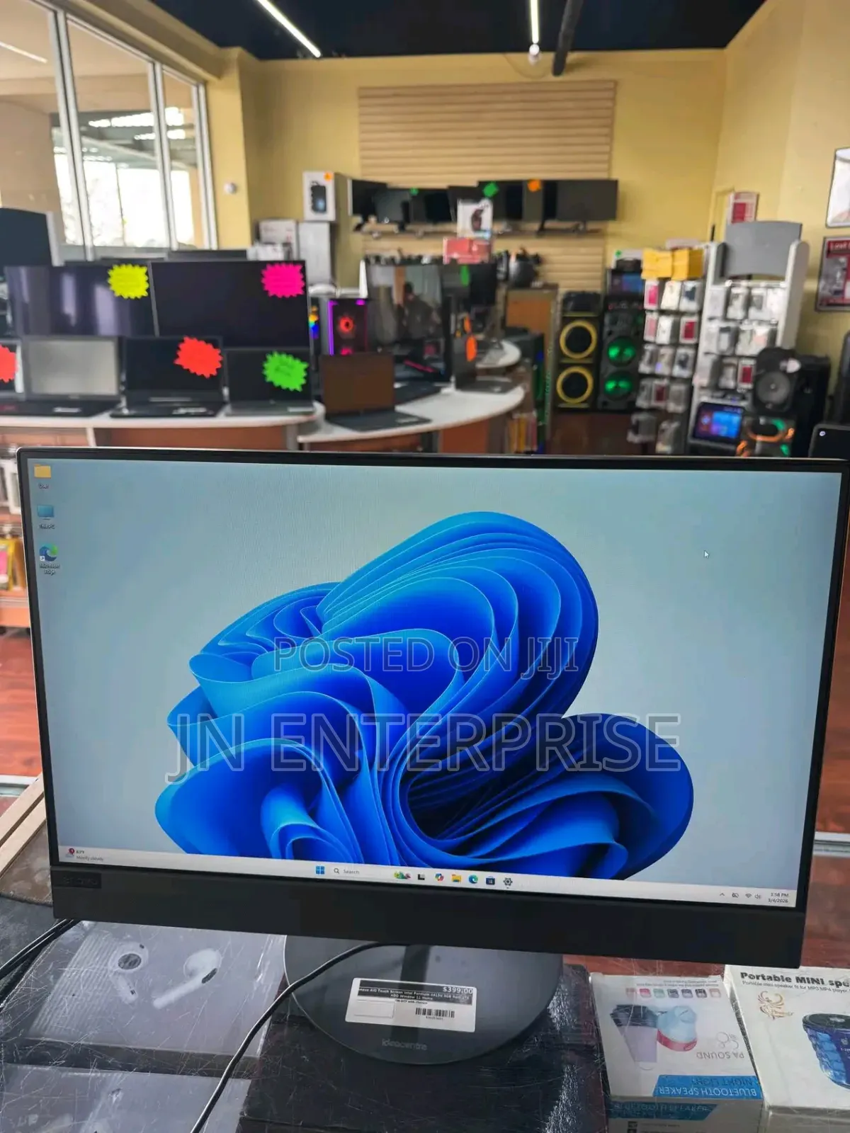 Desktop Computer HP 200 G4 22 All-in-One 8GB Intel Pentium SSD 1T