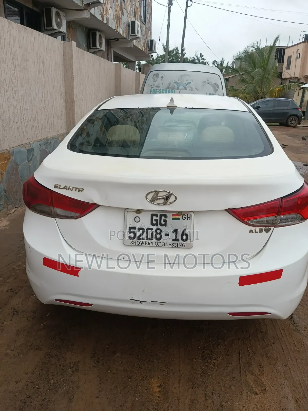 Hyundai Elantra 2013 White