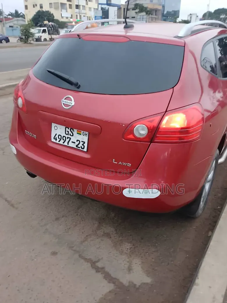 Nissan Rogue 2010 Red