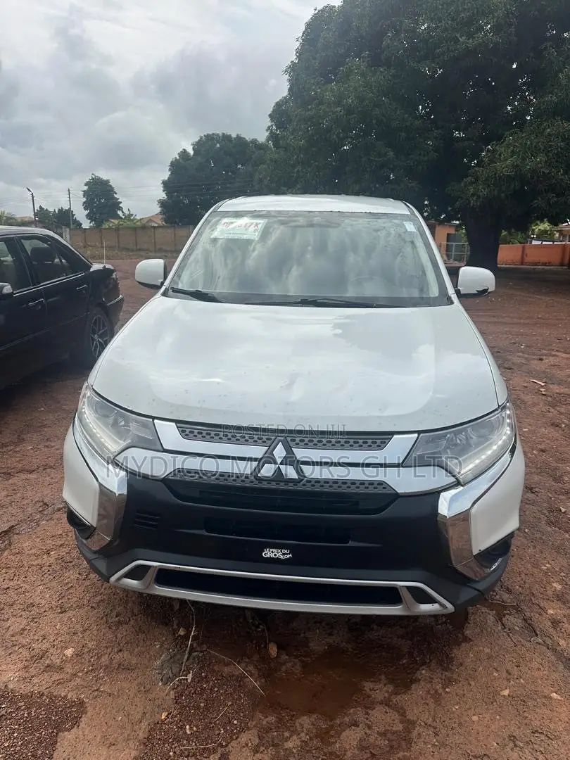 Mitsubishi Outlander SE AWC 2019 White