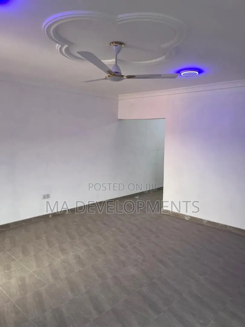2bdrm Apartment in Madev Realty, Sowutwuom for rent