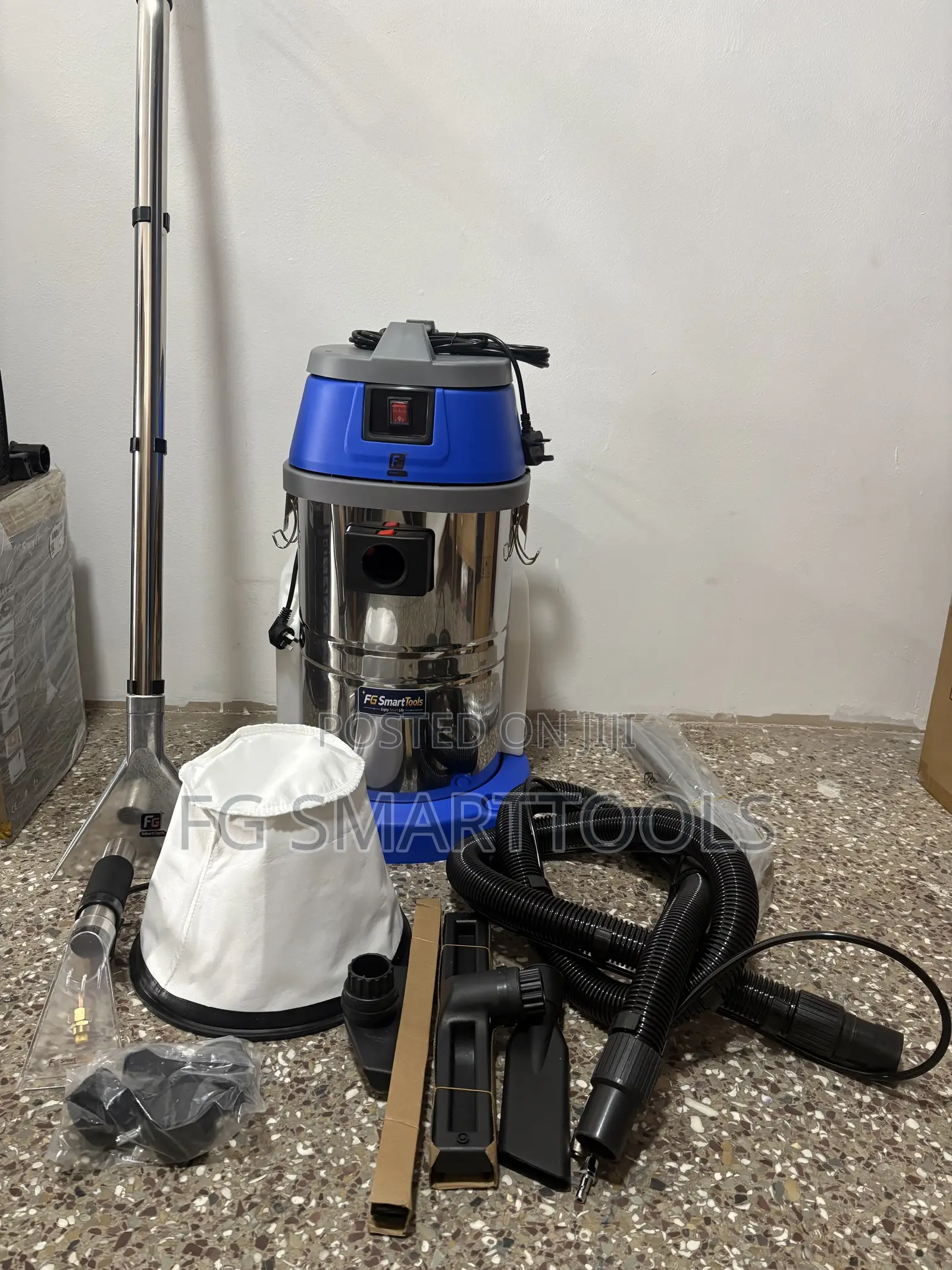 Wet Dry Vacuum Cleaner and Extractor 35L