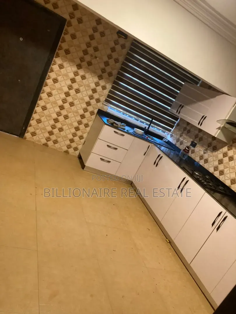 5bdrm Apartment in Santasi Kokoben, Kumasi Metropolitan for rent