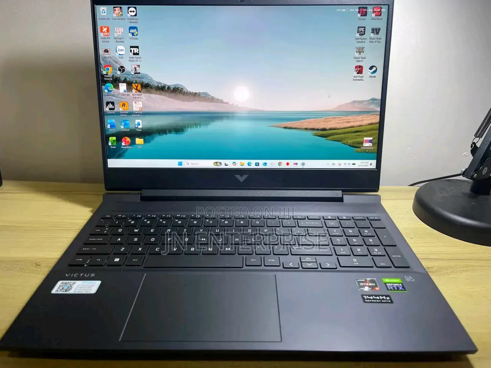 New Laptop HP Victus 15 16GB AMD Ryzen 5 SSD 512GB