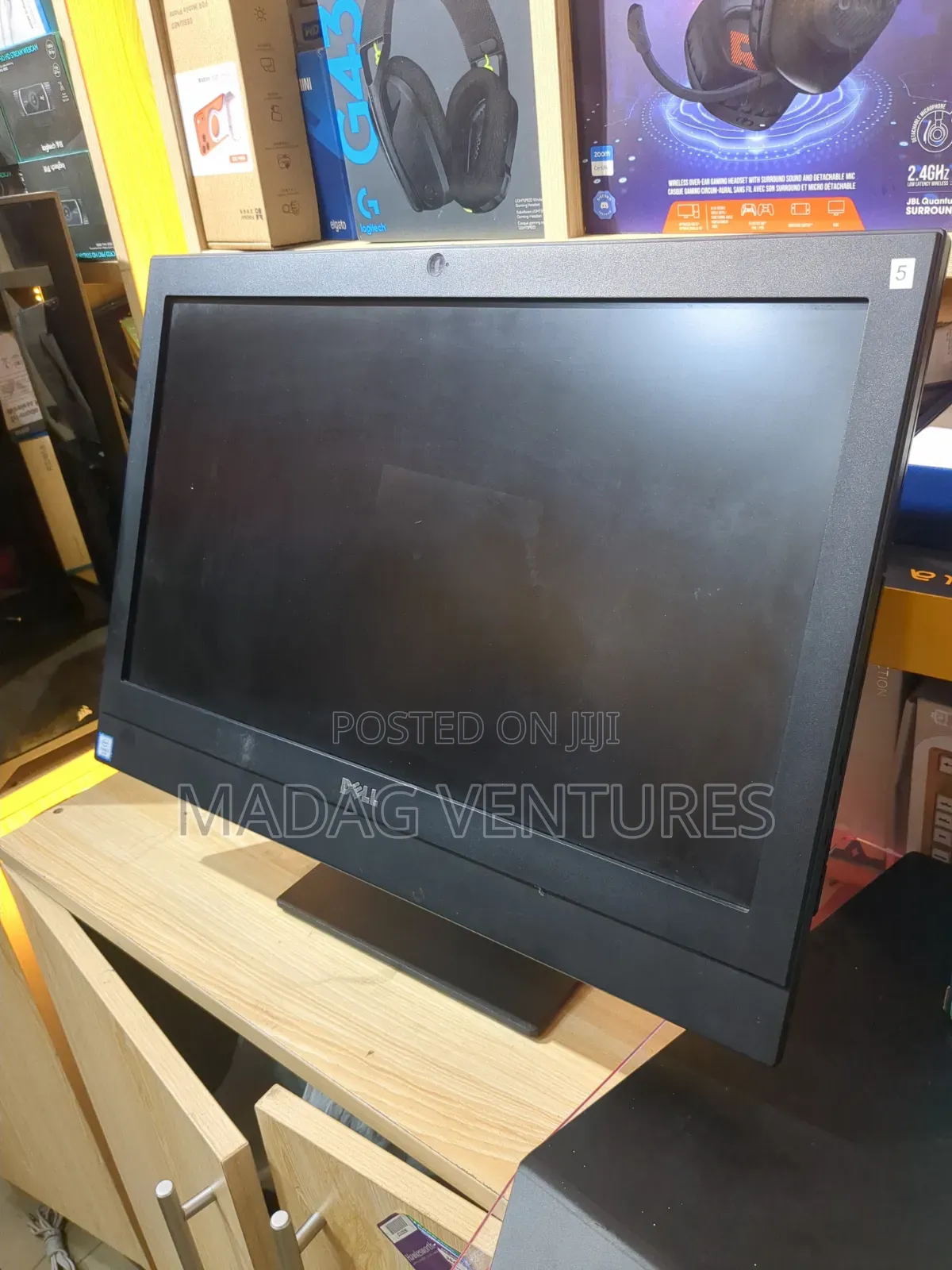 Desktop Computer Dell OptiPlex 3060 8GB Intel Core i5 SSD 256GB