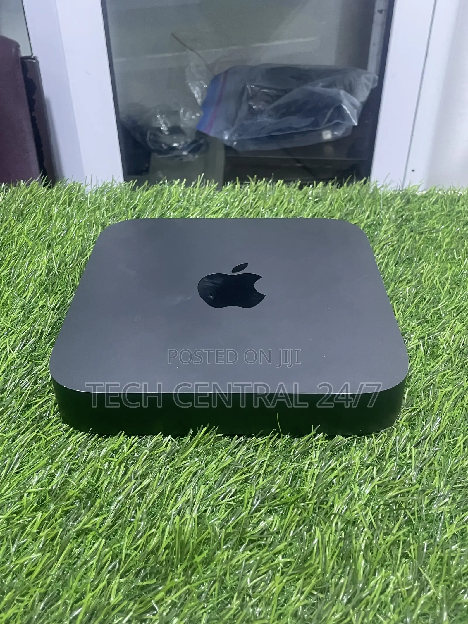 Desktop Computer Apple Mac Mini 8GB Intel Core i3 SSD 128GB