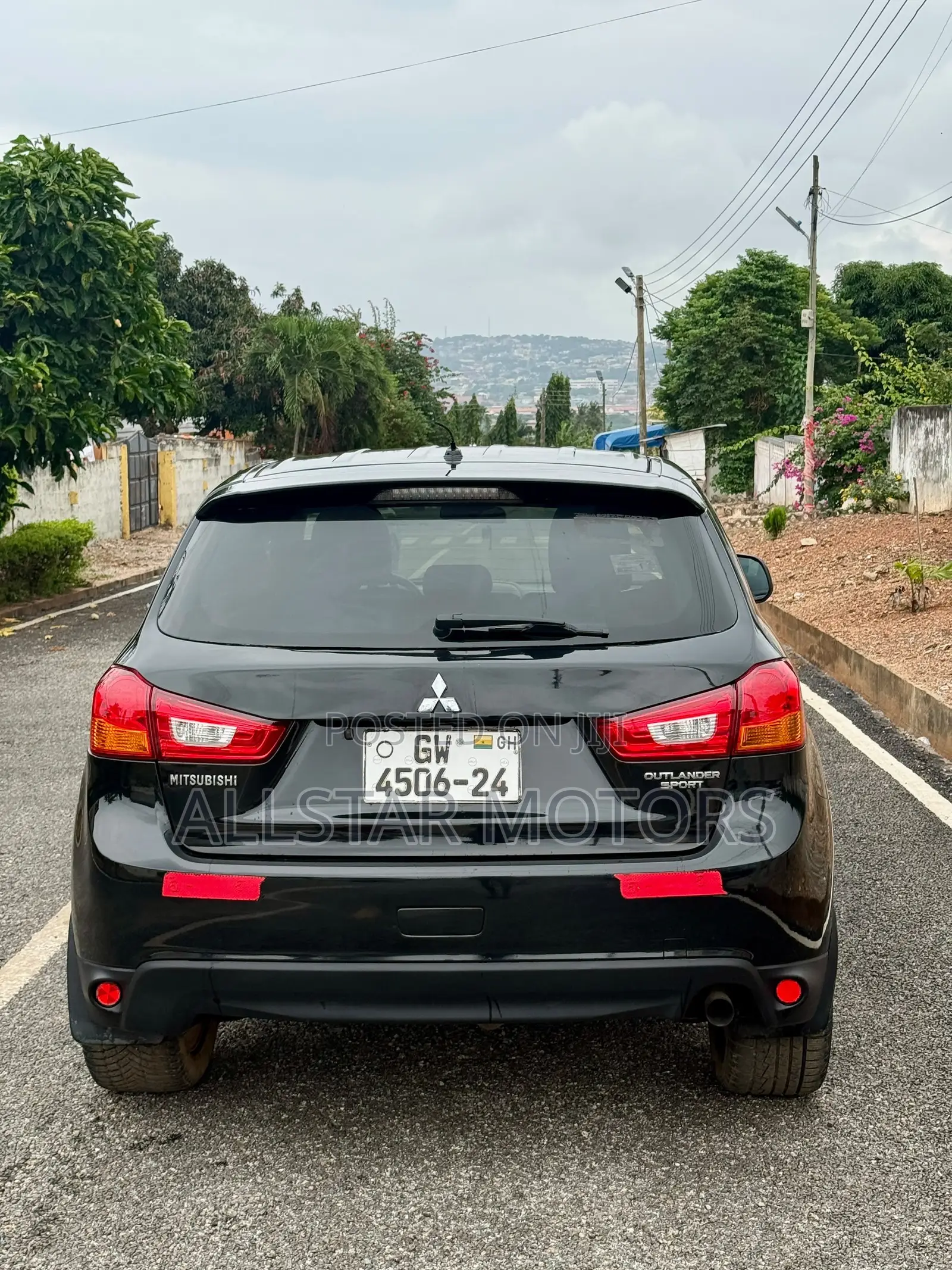 Mitsubishi Outlander SE FWD 2016 Black