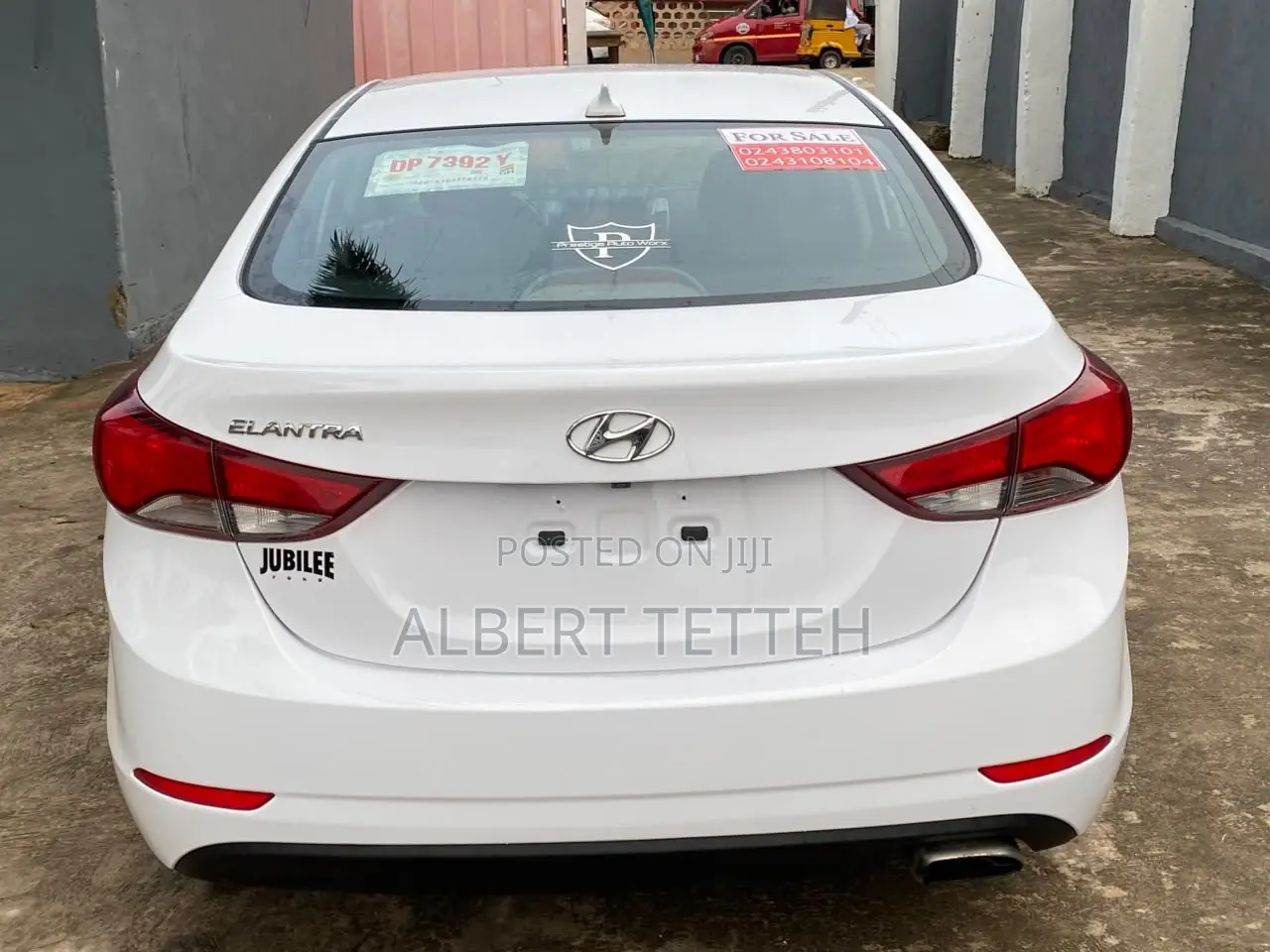Hyundai Elantra Sport Sedan FWD (2.0L 4cyl 6A) 2016 White