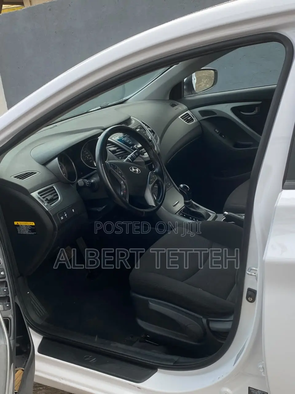 Hyundai Elantra Sport Sedan FWD (2.0L 4cyl 6A) 2016 White