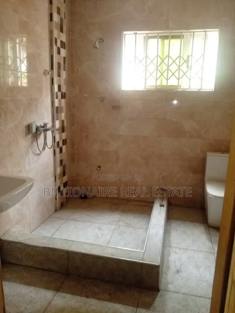 3bdrm Apartment in Kumasi Sawaba for rent