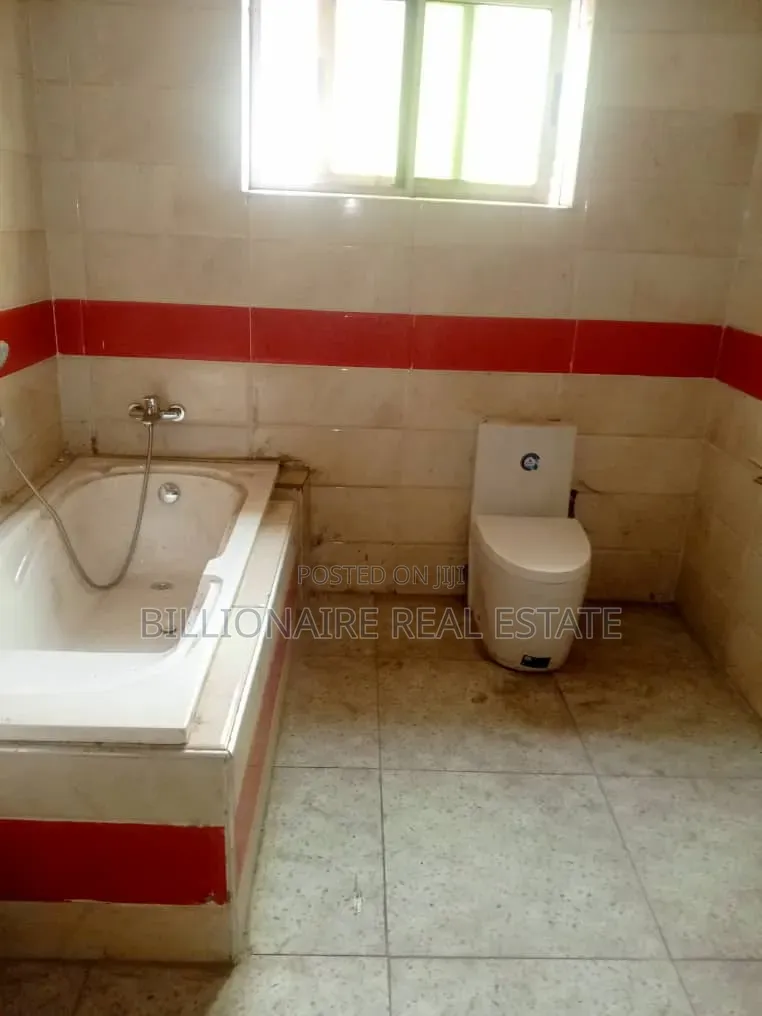 3bdrm Apartment in Kumasi Sawaba for rent