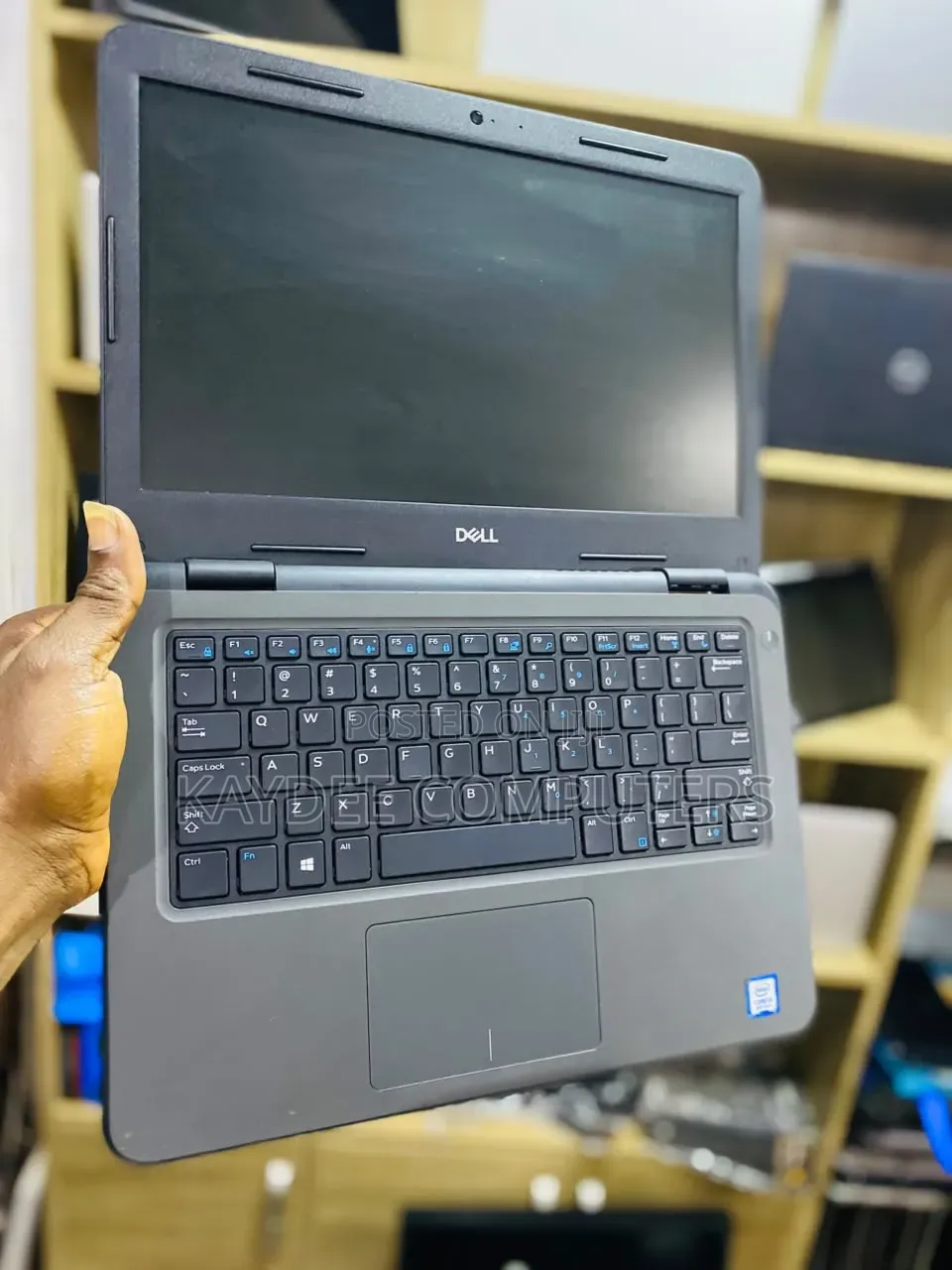 Laptop Dell Latitude 3180 8GB Intel Core i3 SSD 128GB